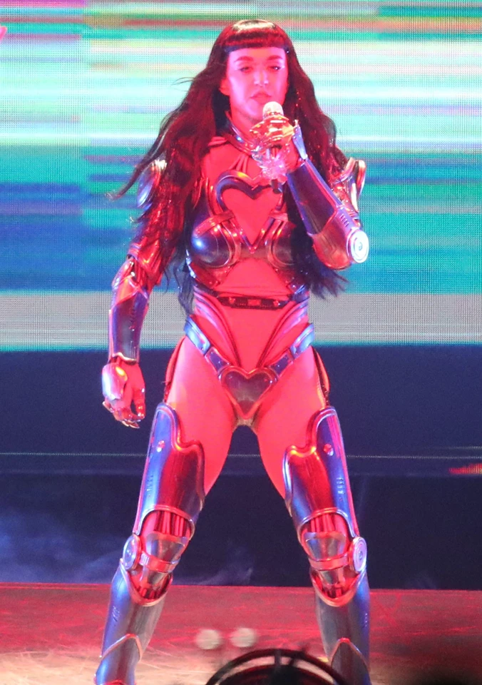 Katy Perry – Performs Live in Birmingham at the Utilita Arena, Birmingham, England 10-11-2025