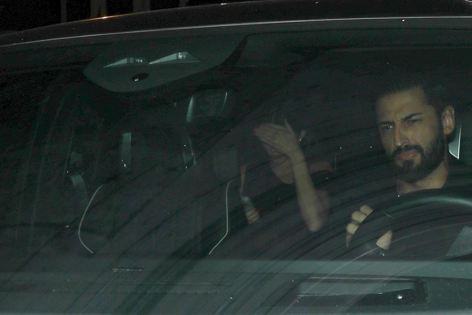 Kendall Jenner Arriving at Bird Streets club in Los Angeles 10-26-2025