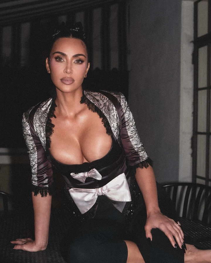 Kim Kardashian – Photoshoot October 2025