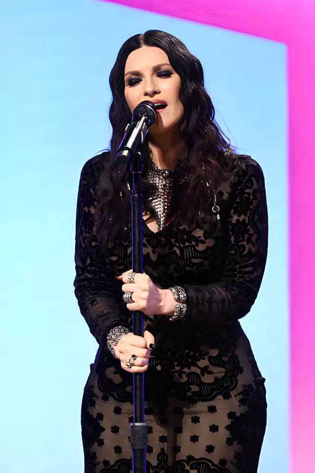 CELEBS100-LAURA PAUSINI - PERFORMS AT THE ICON Q+A WITH LAURA PAUSINI DURING BILLBOARD LATIN MUSIC W (20)-1