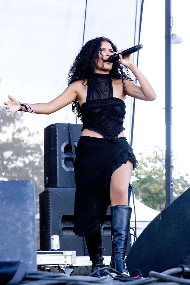 CELEBS100-LOREN ALDARONDO (OF CHUWI) - PERFORMS DURING 2025 AUSTIN CITY LIMITS MUSIC FESTIVAL AT ZILKER PARK I (9) -1