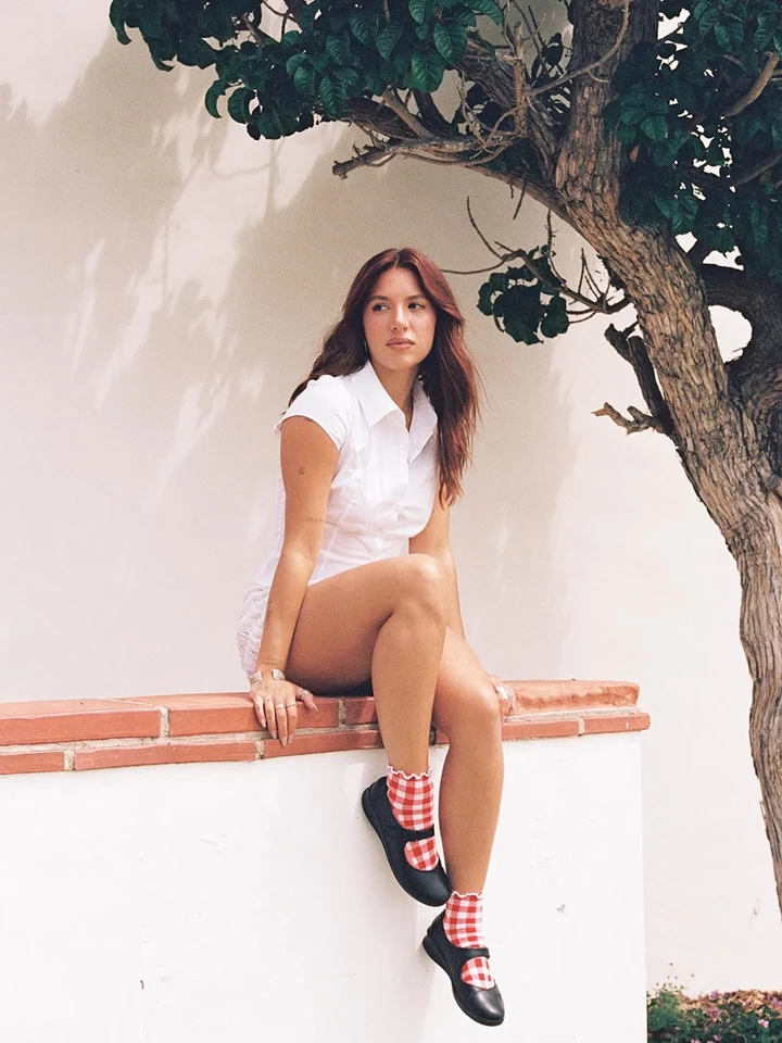 Mackenzie Ziegler – Double Soul Socks October 2025