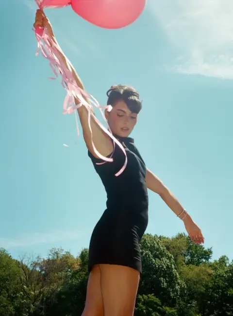 Paige DeSorbo – The Zoe Report October 2025