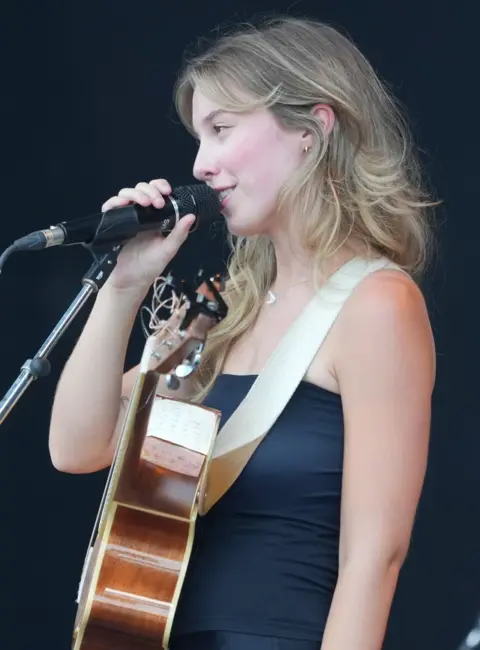 Sydney Rose – Performs During 2025 Austin City Limits Music Festival at Zilker Park in Austin, Texas 10-04-2025