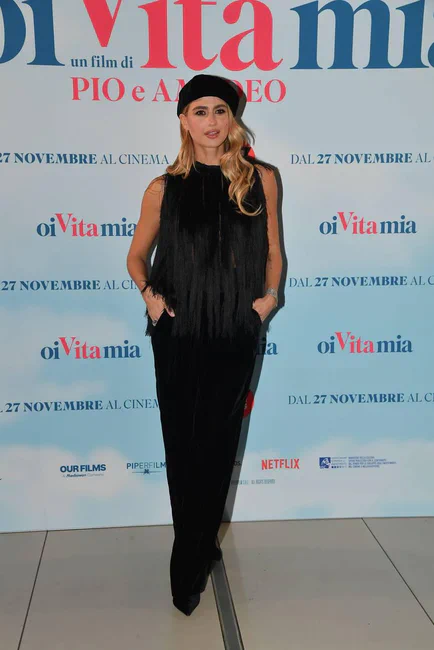 Cristina Marino – ‘Oi Vita Mia’ Premiere in Rome, Italy 11-27-2025