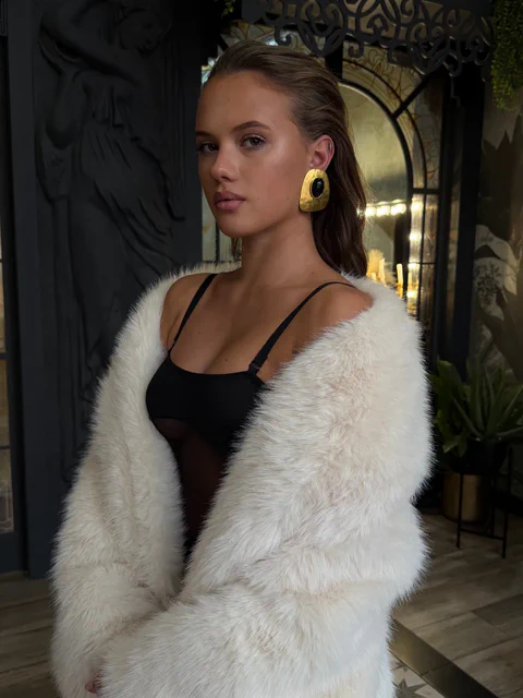 Kristina Shmidt – Tim Redu Photoshoot November 2025