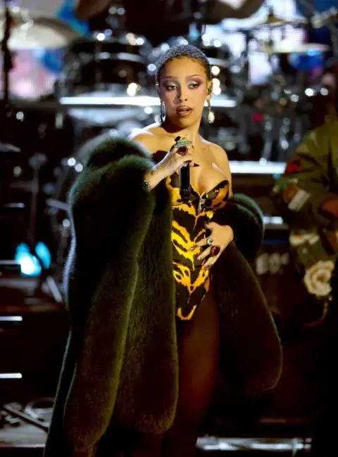 Doja Cat – 2025 Rock & Roll Hall of Fame Induction Ceremony in Los Angeles, California 11-08-2025