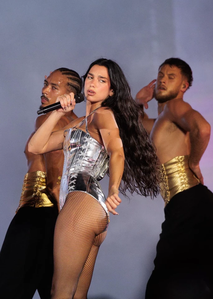 Dua Lipa – Performs on Stage During ‘Radical Optimism Tour’ at Area Externa da Farmasi Arena in Rio de Janeiro, Brazil 11-22-2025