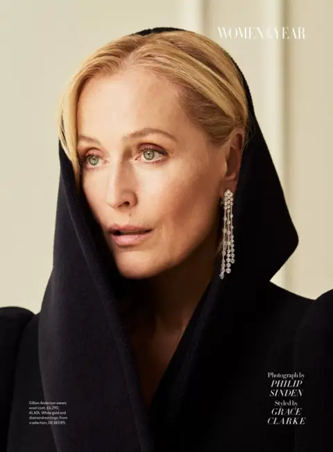 Gillian Anderson – Harper’s Bazaar UK December 2025-January 2026