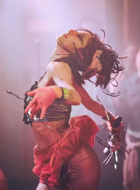 Isabella Lovestory – Performs a Live Concert at VEGA in Copenhagen, Denmark 11-12-2025