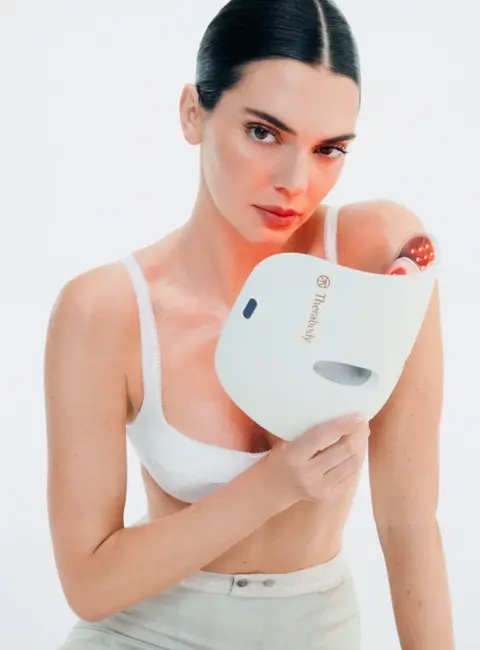 Kendall Jenner – Therabody 2025