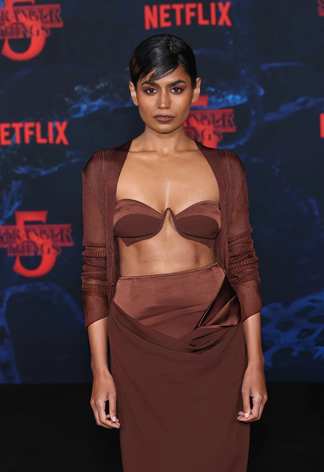 Linnea Berthelsen – Attends the Los Angeles Premiere of Netflix’s ‘Stranger Things’ Season 5 at TCL Chinese 6 Theatres in Hollywood, California 11-06-2025