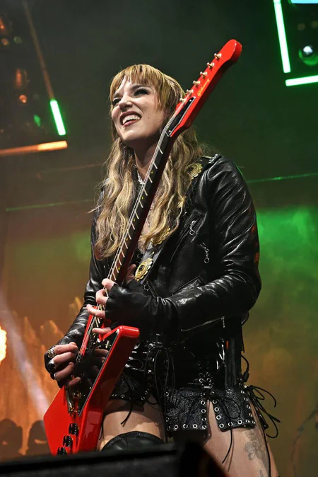 Lzzy Hale (of Halestorm) – Performing at O2 Arena, Greenwich in London, England 11-26-2025