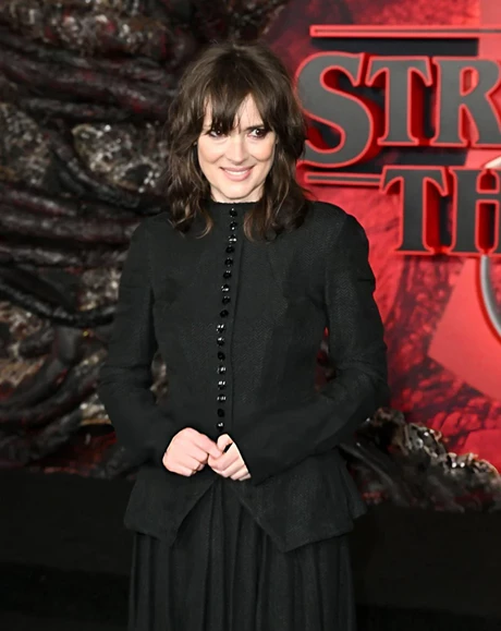 Winona Ryder – Attends the Los Angeles Premiere of Netflix’s ‘Stranger Things’ Season 5 at TCL Chinese 6 Theatres in Hollywood, California 11-06-2025