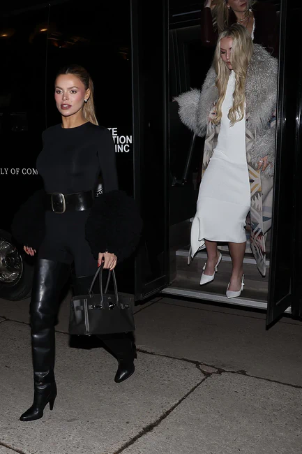 Brooks Nader Celebrates Christmas with Her Sisters and Lindsey Vonn at Casa Tua in Aspen, Colorado 12-25-2025