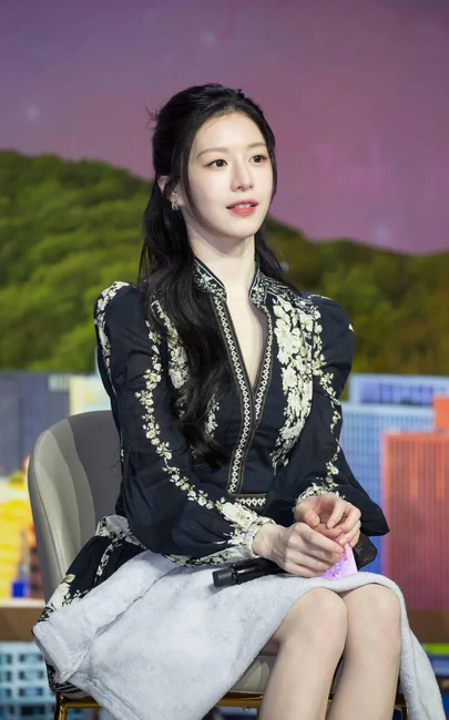 Go Youn-Jung – At a Press Conference for Netflix’s New Romantic Comedy ‘Can This Love Be Translated’ in Seoul, South Korea 01-13-2025