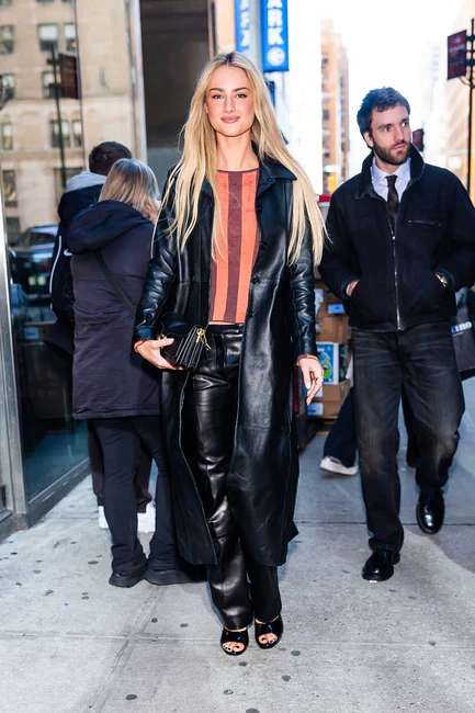 Grace Van Patten Seen Out and About with ‘Tell Me Lies’ Castmates in Midtown, New York City 01-12-2026