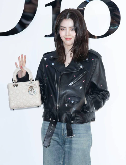 Han So-hee – Attend a Photocall for the Jonathan Anderson’s First Dior Collection Launching Event at Dior Seongsu Concept Store in Seoul, South Korea 01-07-2026