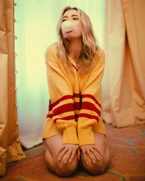 Melissa Roxburgh – Bust Magazine January 2026