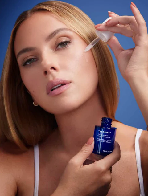Scarlett Johansson – The Outset Total Clarity Dark Spot Serum 2026